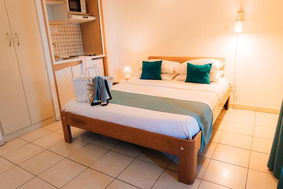 Hotel Le Kerveguen Saint-Gilles-les Bains Exteriér fotografie